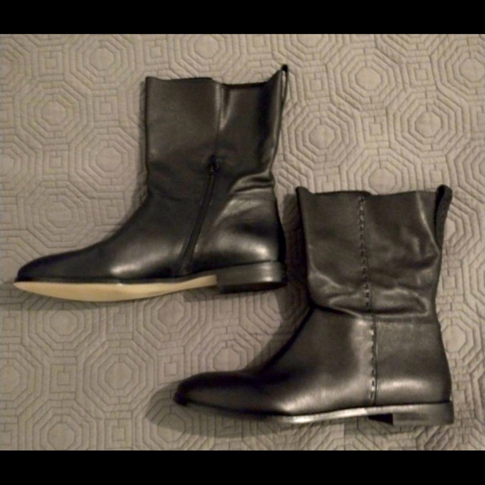 Stylish Women’s Boots